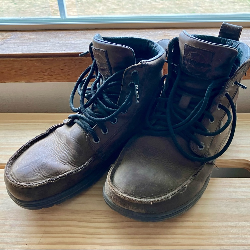 Lem’s Boulder Boot, W10 M8.5